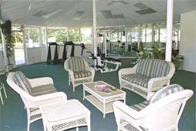 Fitness room - poolside