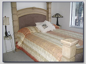 Bedroom 2 - Queen
