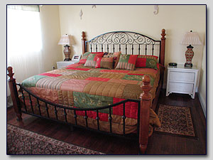 Bedroom 2 - King