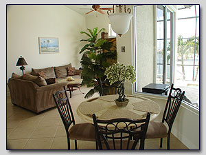 Hideaway Cove - Breakfast Nook