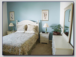 Queen Bedroom