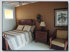 Master Bedroom 3 - Queen