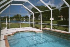 Pelicans Watch - Pool
