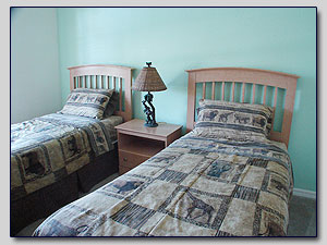 Bedroom 4 - Twin Beds