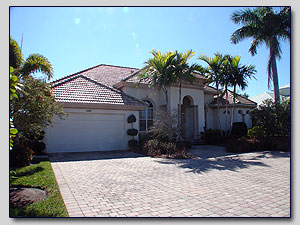 Summer Winds - Outside Front View