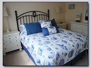 Queen Bedroom